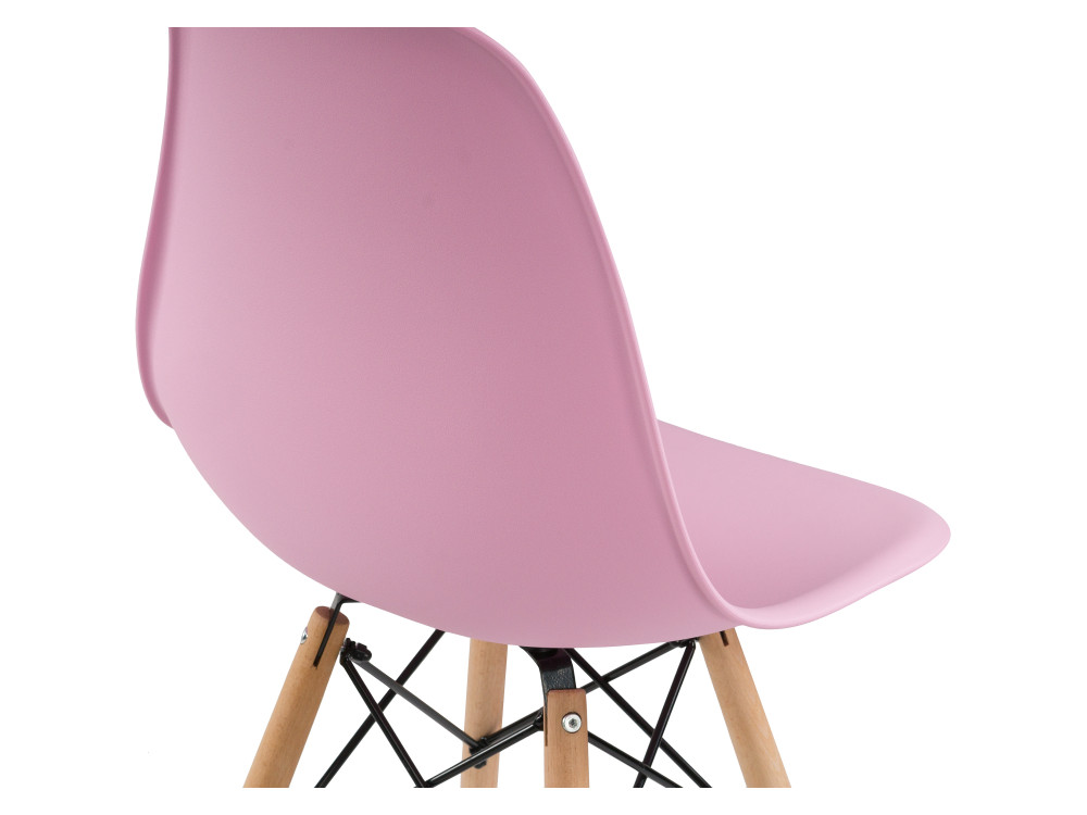 Пластиковый стул Eames PC-015 светло-розовый